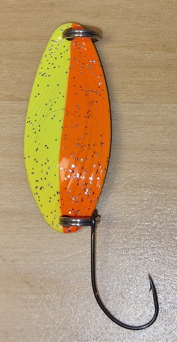 Abverkauf Forellenspoon mit 33 mm Länge und 4,05 Gramm in Gelb-Orange